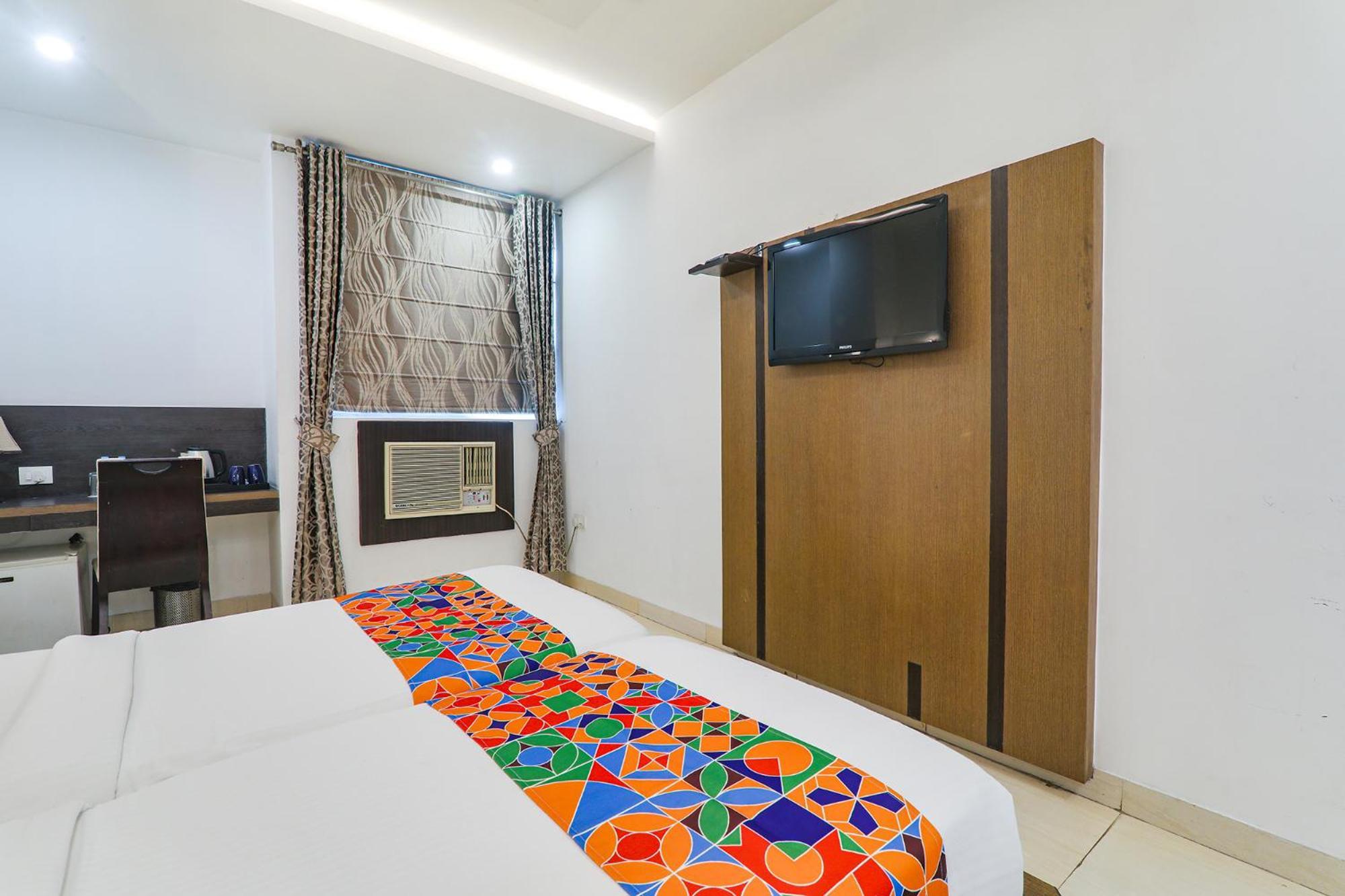 Fabhotel Prime The Continental Lucknow Exteriör bild