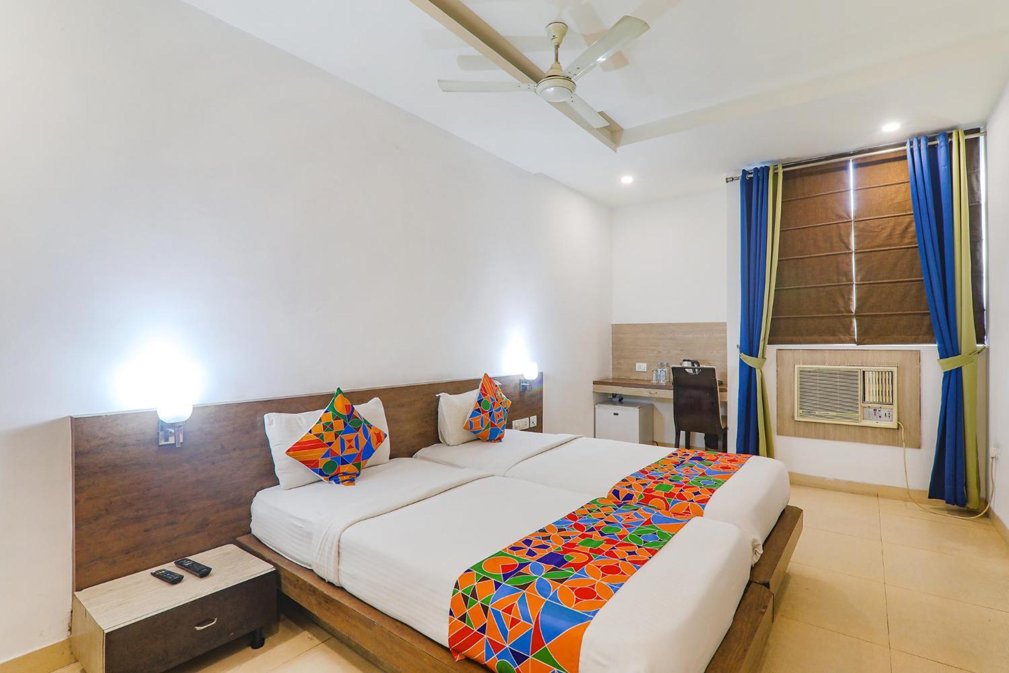 Fabhotel Prime The Continental Lucknow Exteriör bild