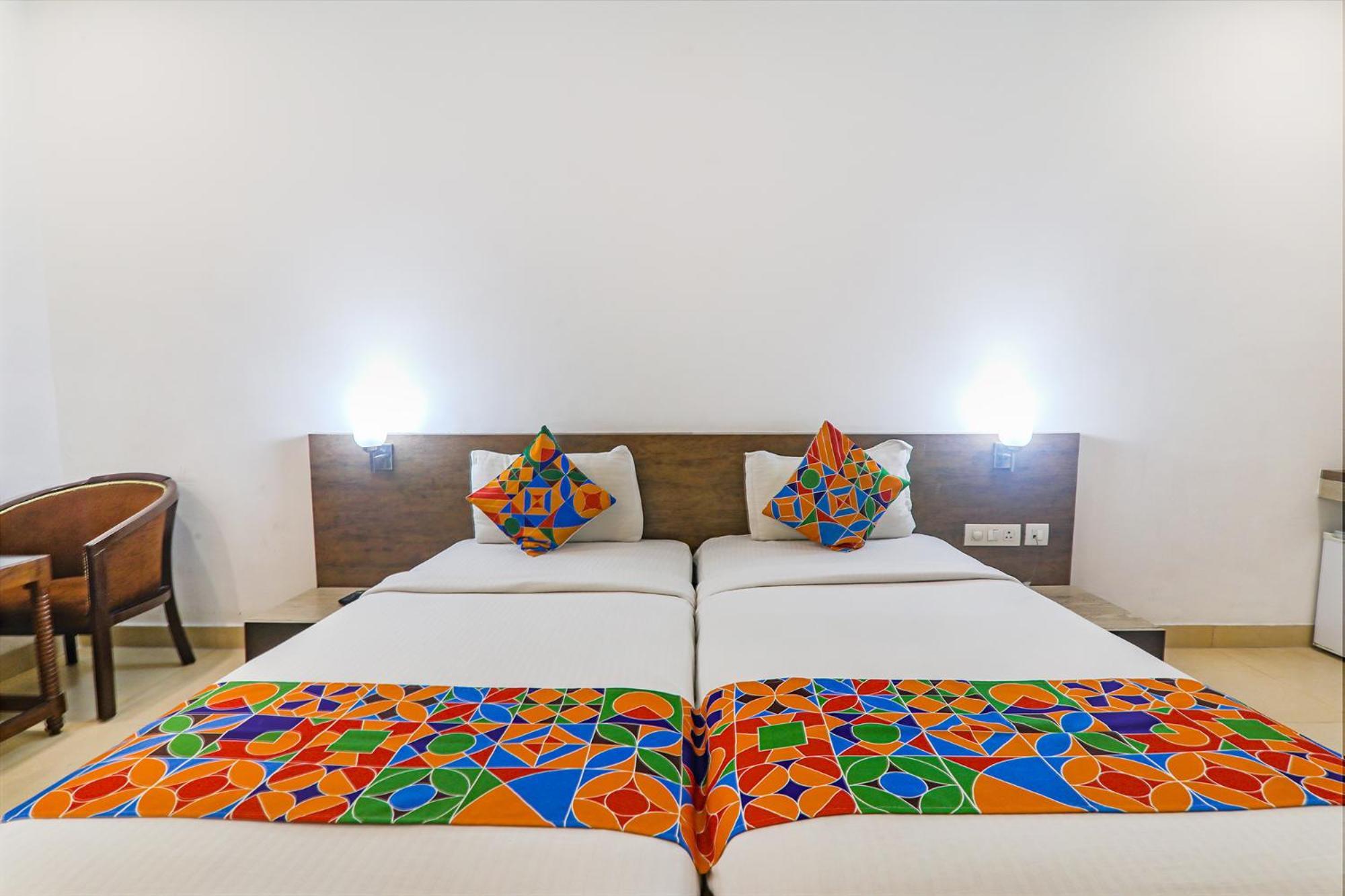 Fabhotel Prime The Continental Lucknow Exteriör bild
