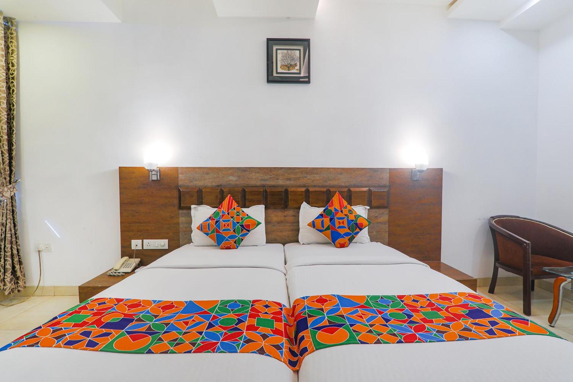 Fabhotel Prime The Continental Lucknow Exteriör bild